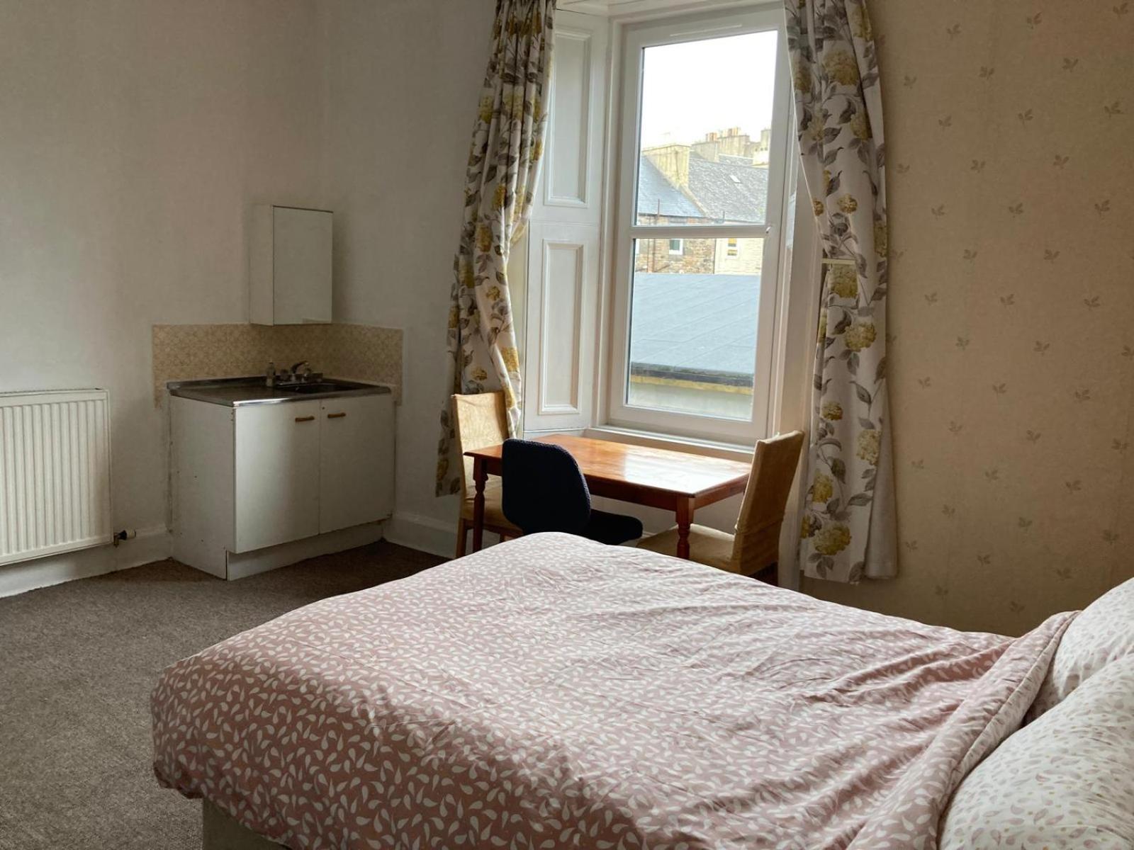 Gilmore Flat Apartment EDI